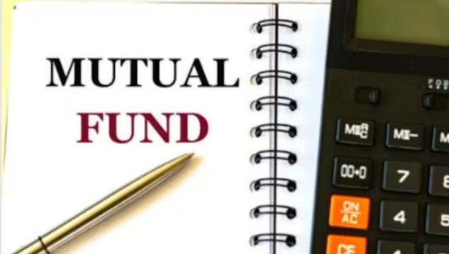 Mutual Fund News: स्मॉल कैप और मिड कैप फंड में कितना रिस्क, यह बताने के लिए AMCs रेडी