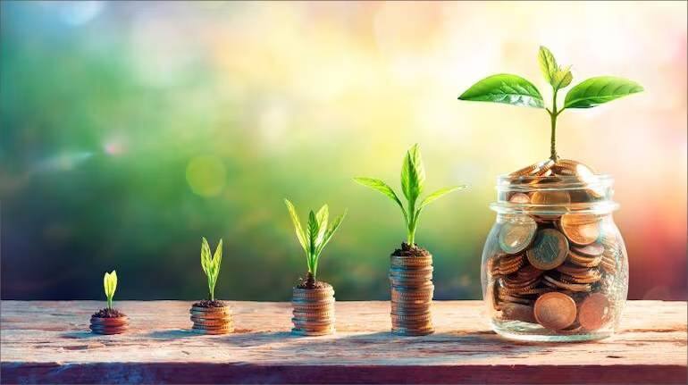 नवी फिनसर्व के NCD में मिल रहा बैंक एफडी से ज्यादा इंटरेस्ट, क्या आपको इनवेस्ट करना चाहिए?