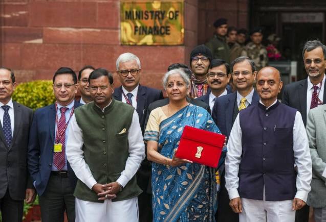 FM सीतारमण ने जम्मू-कश्मीर के लिए 1.18 लाख करोड़ रुपये का अंतरिम बजट पेश किया