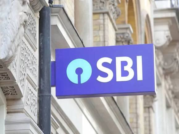 SBI का मुनाफा 35% घटा, ब्रोकरेज फर्मों से जानें स्टॉक को बेचें या अभी करना है होल्ड