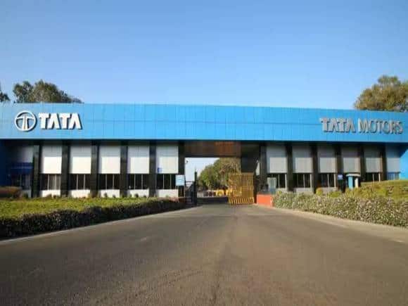 Q3 नतीजों से Tata Motors के शेयर ने भरी उड़ान, 8% चढ़कर छुआ 1 साल का नया हाई