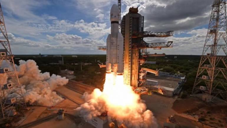 ISRO Chandrayaan-4: चंद्रयान-3 से कितना अलग होगा चंद्रयान-4? दो फेज में होगी लॉन्चिंग, जानें इस मिशन की ऐसी ही कई रोमांचक बातें ISRO Chandrayaan-4: चंद्रयान-3 से कितना अलग होगा चंद्रयान-4? दो फेज में होगी लॉन्चिंग, जानें इस मिशन की ऐसी ही कई रोमांचक बातें