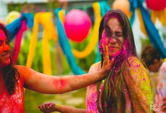 Holi 2024: होली की मस्ती में हो जाएं सावधान, रंग-गुलाल के हैं बड़े जोखिम