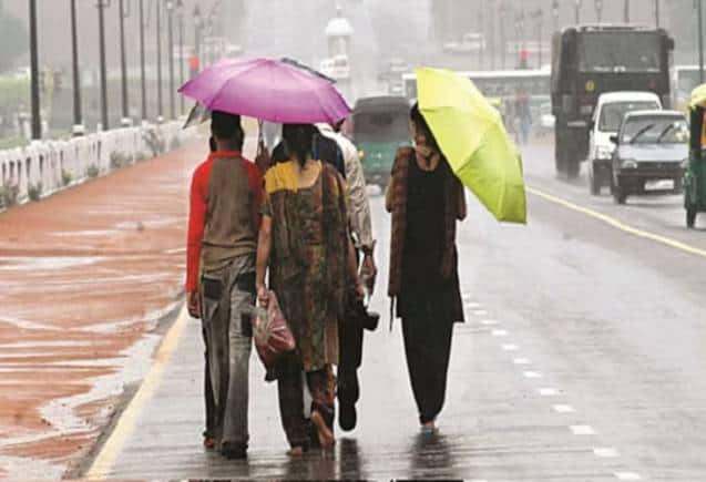 Weather Update: IMD ने आंध्र प्रदेश के लिए जारी किया ऑरेंज अलर्ट, इन राज्यों में भारी बारिश की आशंका