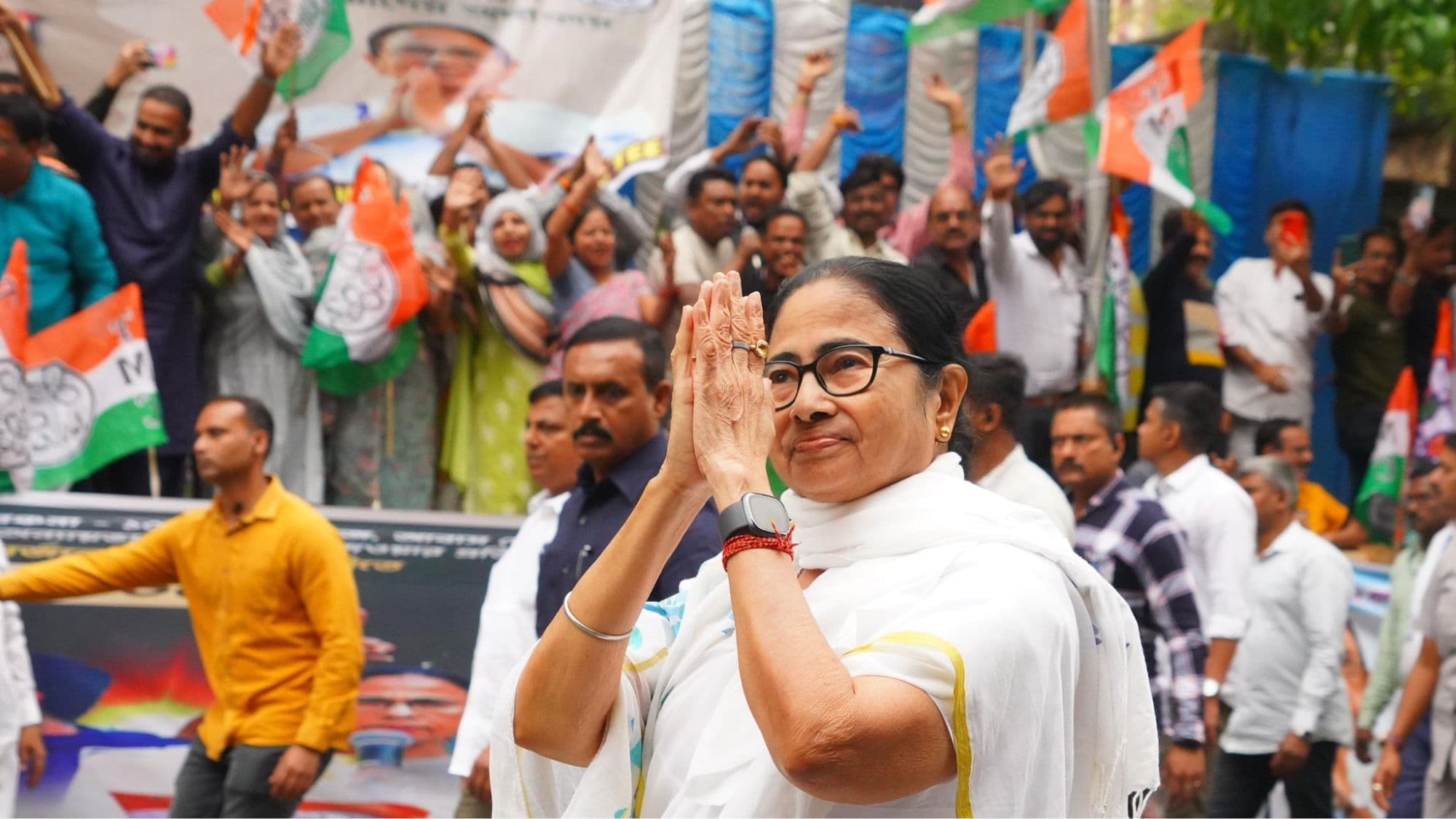 TMC Manifesto: CAA को रद्द करने और NRC-UCC को लागू नहीं करने का वादा, ममता की पार्टी ने जारी किया चुनावी मैनिफेस्टो
