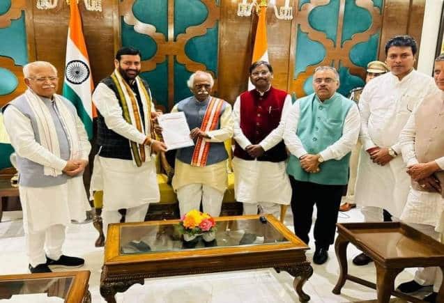 Lok Sabha Elections 2024 Live: लोकसभा चुनाव से ठीक पहले नायब सिंह सैनी को हरियाणा की कमान दी गई है