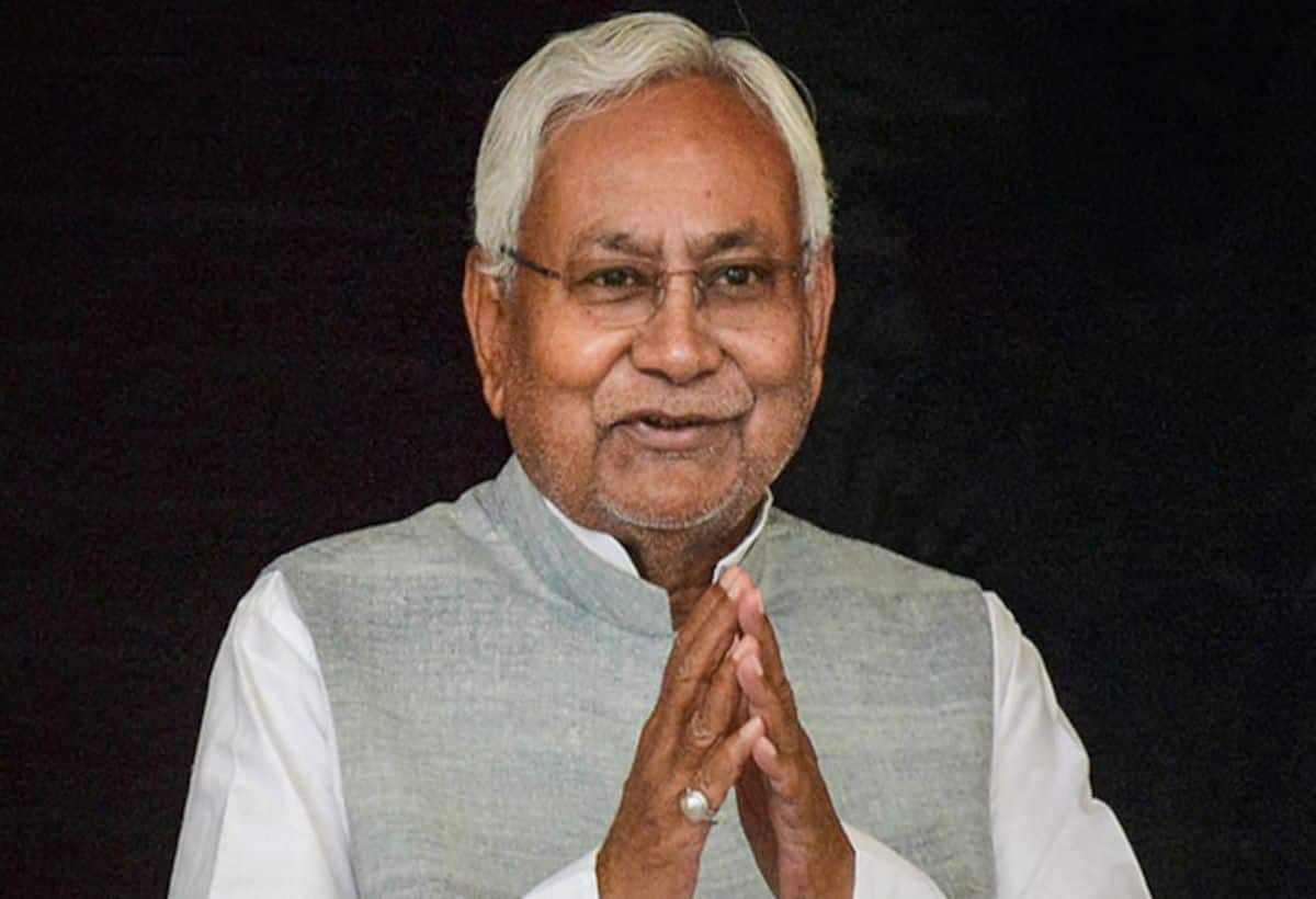 जेडी(यू) का एनडीए के साथ बने रहने का ऐलान, लेकिन बिहार के लिए स्पेशल स्टेटस चाहती है पार्टी