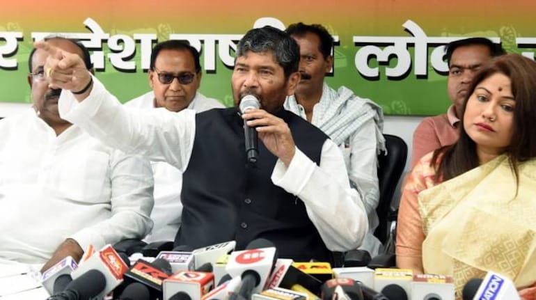 Lok Sabha Elections 2024: बिहार NDA में सीट बंटवारे से पशुपति पारस नाराज, केंद्रीय  मंत्री पद से दिया इस्तीफा | Moneycontrol Hindi