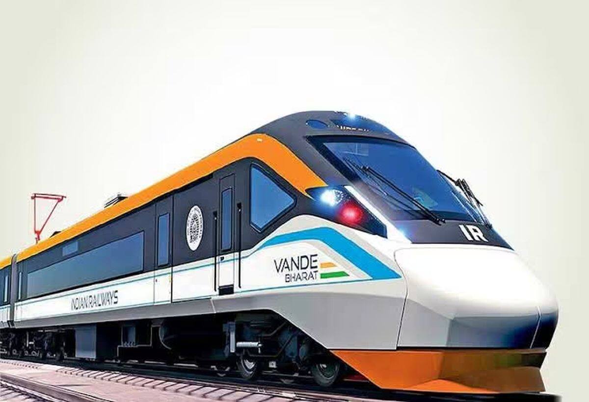Vande Bharat Sleeper: वंदे भारत स्लीपर ट्रेन में सफर रहेगा शानदार, यात्रियों मिलेंगी ढेरों सुविधाएं, यहां देखिए झलक