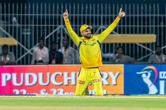 IPL 2024 : एमएस धोनी ने छोड़ी कप्तानी, ऋतुराज गायकवाड़ होंगे CSK के नए कप्तान IPL 2024 : एमएस धोनी ने छोड़ी कप्तानी, ऋतुराज गायकवाड़ होंगे CSK के नए कप्तान