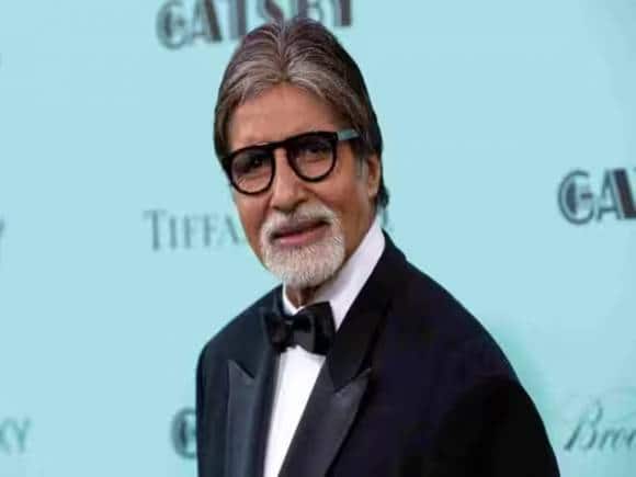 एकदम दुरुस्त हैं अमिताभ बच्चन, सेहत खराब होने की खबरों को बताया 'फेक न्यूज' एकदम दुरुस्त हैं अमिताभ बच्चन, सेहत खराब होने की खबरों को बताया 'फेक न्यूज'