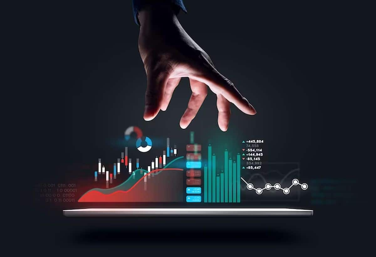 सिर्फ 3 दिनों में एक एक्सपर्ट ने कमाया 4% रिटर्न, आज कमाई के लिए तीनों दिग्गजों ने इन 6 स्टॉक्स पर खेला दांव