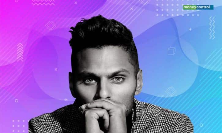 Jay Shetty सोशल मीडिया की दुनिया का जाना-पहचाना चेहरा, लगा इंस्टा से कंटेट चुराने का आरोप Jay Shetty सोशल मीडिया की दुनिया का जाना-पहचाना चेहरा, लगा इंस्टा से कंटेट चुराने का आरोप