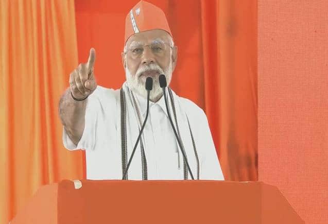 'BRS और कांग्रेस एक ही थाली के चट्टे-बट्टे हैं', तेलंगाना में विपक्ष पर बरसे पीएम मोदी