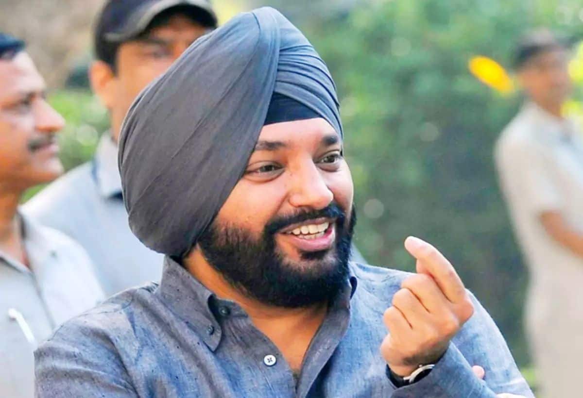 Lok Sabha Polls 2024: दिल्ली में कांग्रेस को बड़ा झटका, चुनाव से पहले अरविंदर सिंह लवली ने दिया इस्तीफा Lok Sabha Polls 2024: दिल्ली में कांग्रेस को बड़ा झटका, चुनाव से पहले अरविंदर सिंह लवली ने दिया इस्तीफा