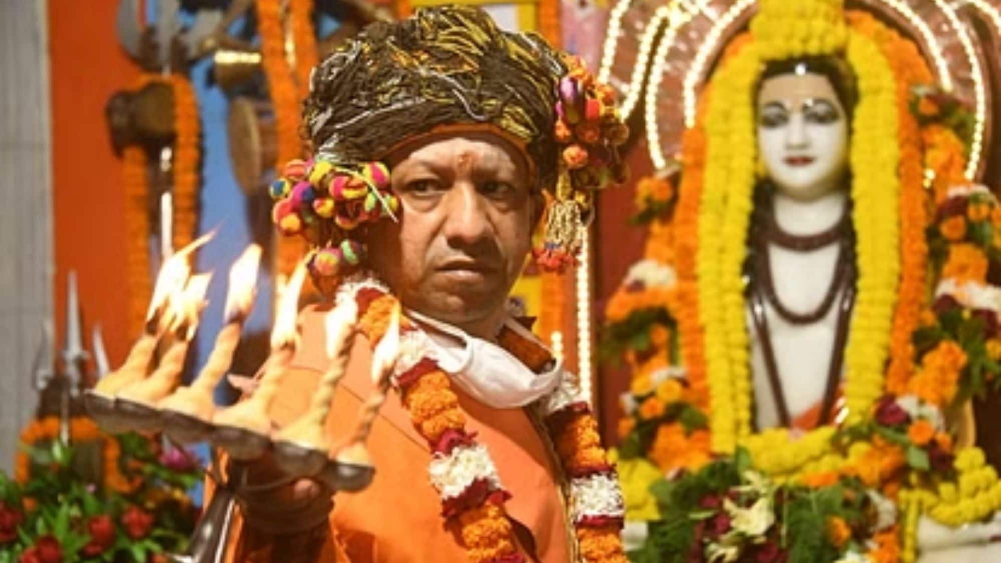Gorakhpur Loksabha Seat: गोरखनाथ पीठ तय करता है गोरखपुर सीट की दशा और दिशा, लगातार पांच बार यहां से जीते CM योगी Gorakhpur Loksabha Seat: गोरखनाथ पीठ तय करता है गोरखपुर सीट की दशा और दिशा, लगातार पांच बार यहां से जीते CM योगी