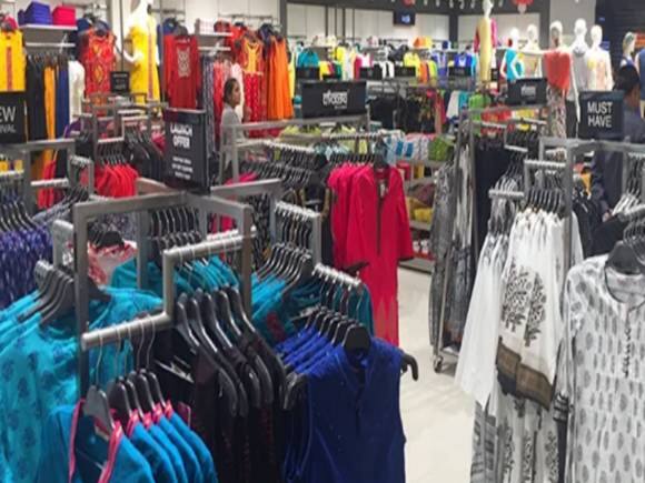 Naman In-Store IPO Listing: 40% प्रीमियम पर लिस्टिंग ने किया खुश, फिर लोअर सर्किट ने दिया तगड़ा झटका Naman In-Store IPO Listing: 40% प्रीमियम पर लिस्टिंग ने किया खुश, फिर लोअर सर्किट ने दिया तगड़ा झटका