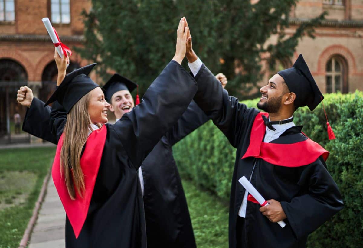 PhD करना हुआ और आसान, अब 4-वर्षीय बैचलर डिग्री वाले छात्रों का डायरेक्ट होगा एडमिशन