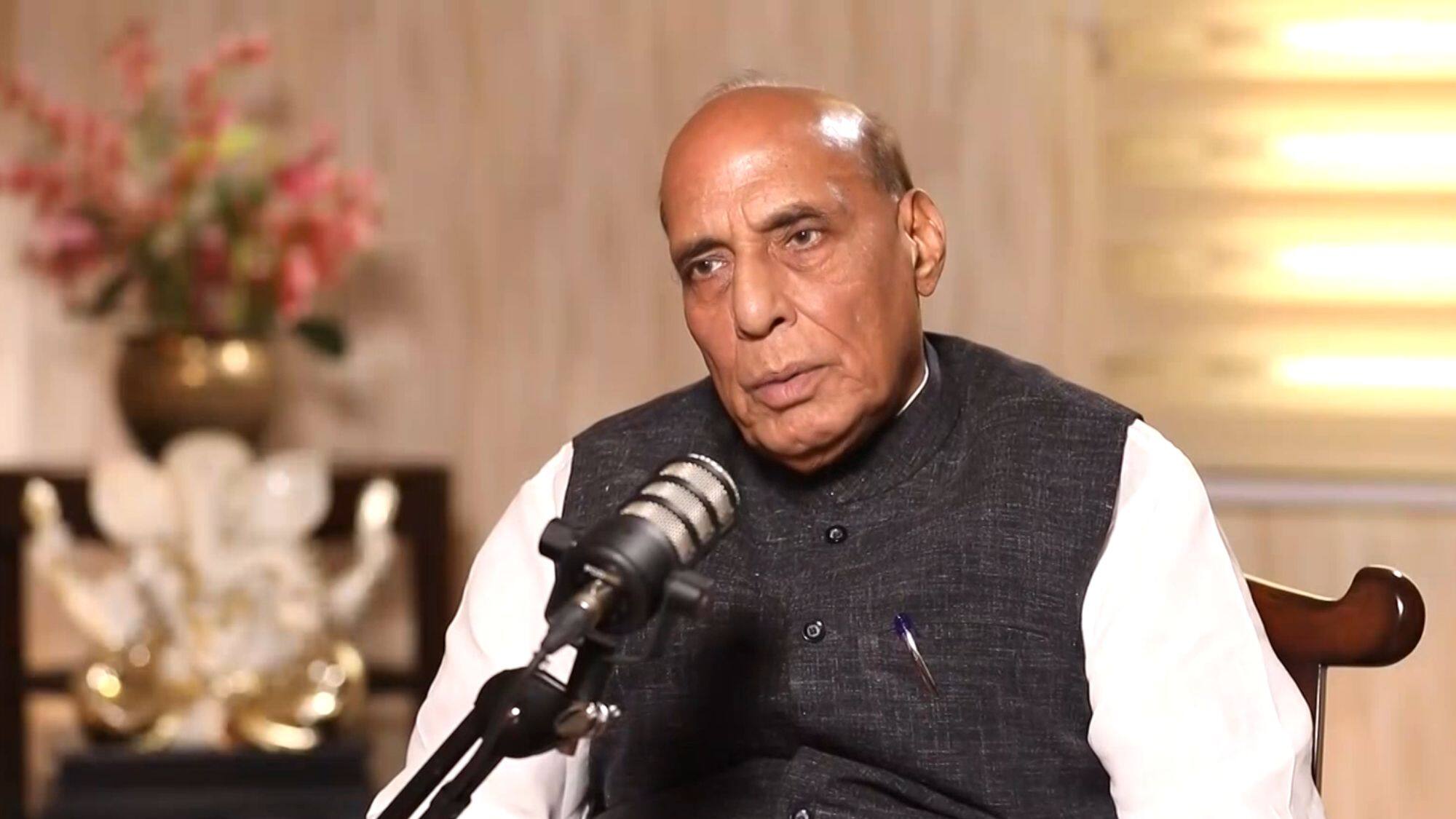 'पाकिस्तान में घुस कर मारेंगे' अंग्रेजी अखबार की रिपोर्ट पर क्या बोले रक्षा मंत्री राजनाथ सिंह 'पाकिस्तान में घुस कर मारेंगे' अंग्रेजी अखबार की रिपोर्ट पर क्या बोले रक्षा मंत्री राजनाथ सिंह