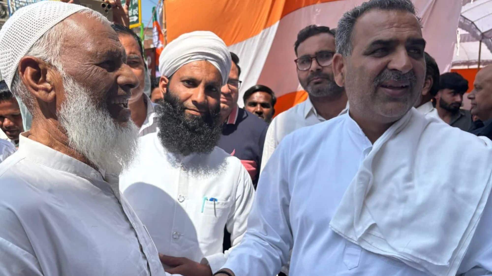 UP Loksabha Election: मुजफ्फरनगर में BJP को मिला मुस्लिमों का साथ, सपा उम्मीदवार के खिलाफ बुलाई गई सभा