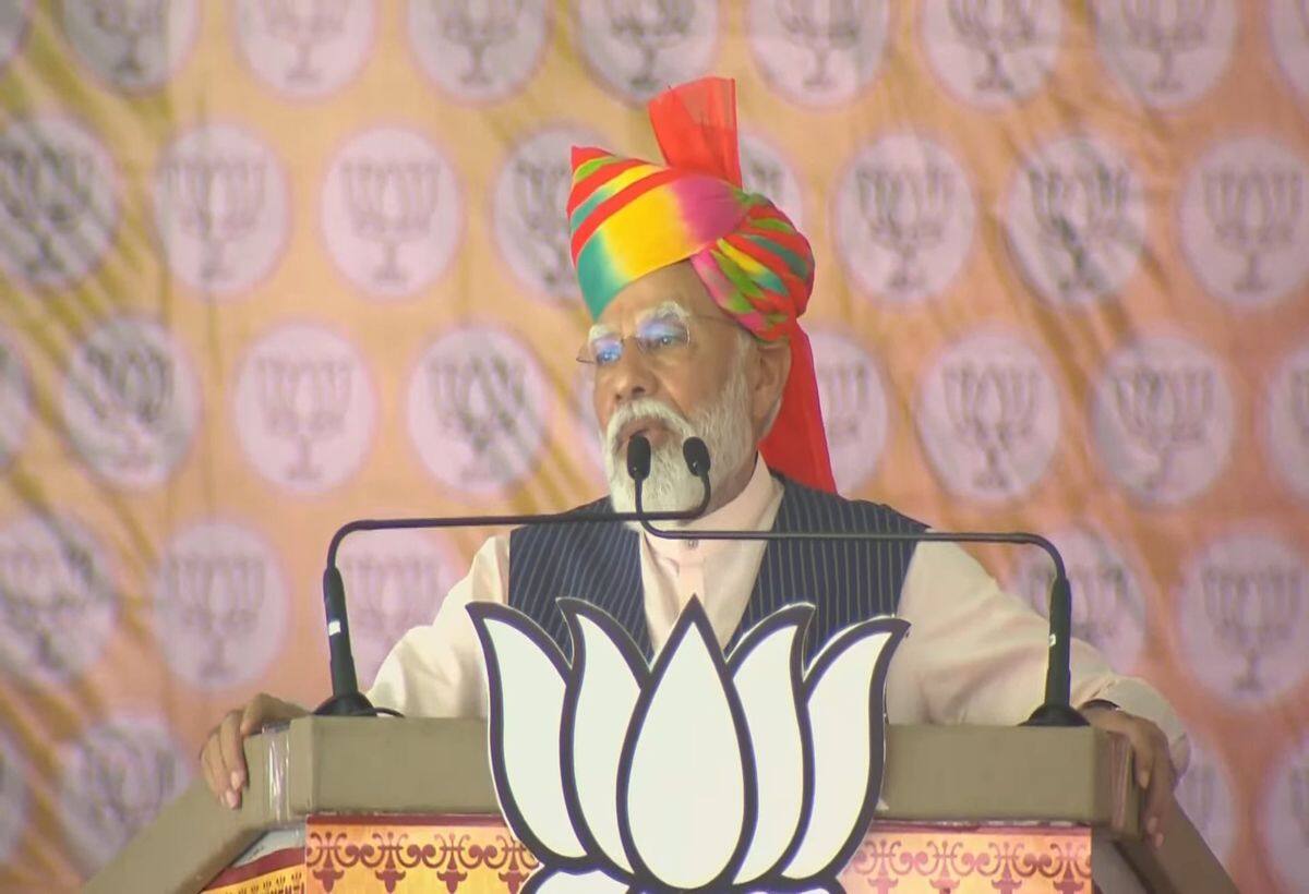 'कांग्रेस के मेनिफेस्टो में बंटवारे की गुनहगार मुस्लिम लीग की छाप है', पीएम मोदी ने विपक्ष को बताया 'विकास विरोधी'
