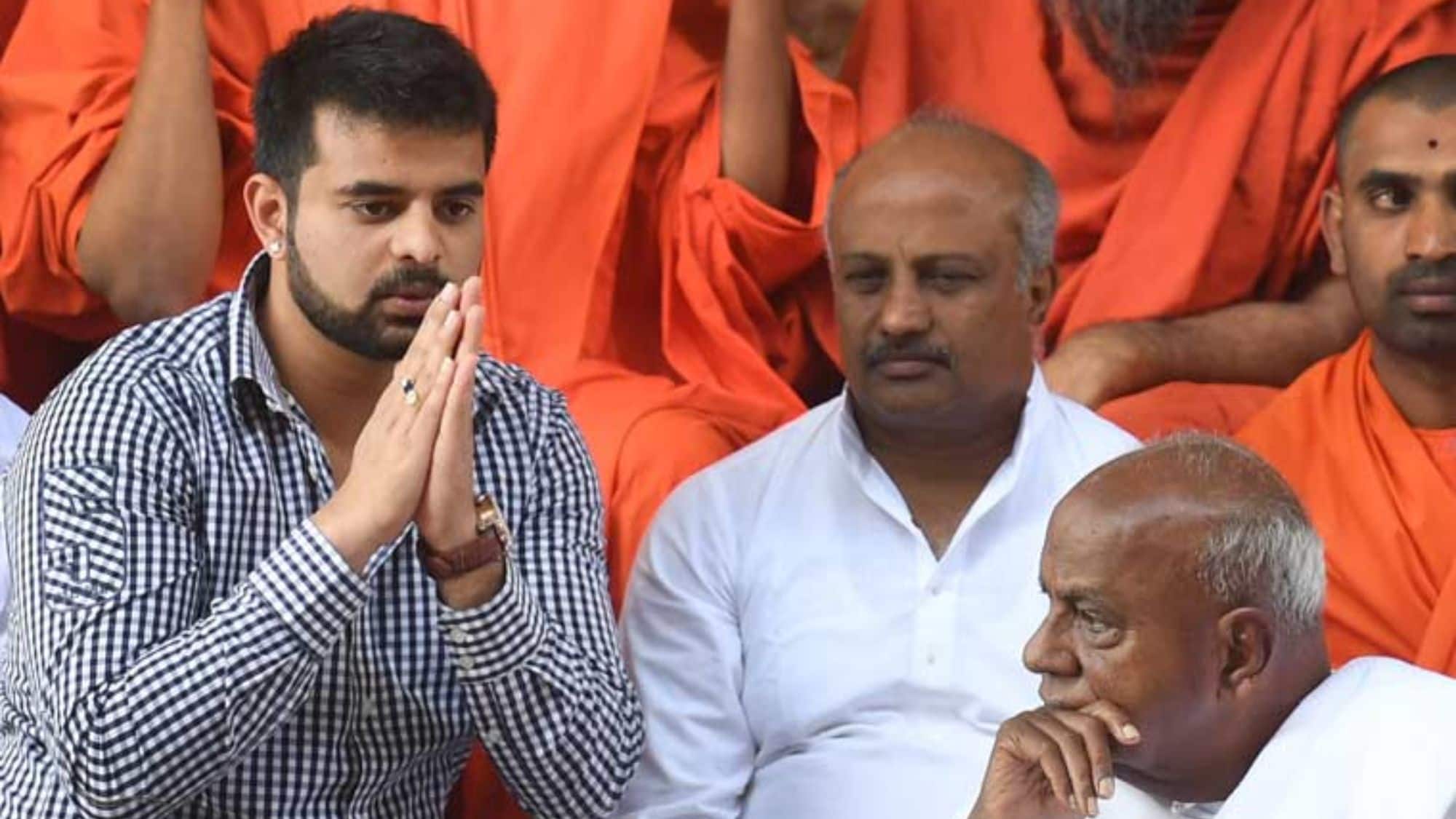 Prajwal Revanna Viral Video: कर्नाटक सेक्स स्कैंडल मामले में प्रज्वल रेवन्ना के पिता को SIT का नोटिस