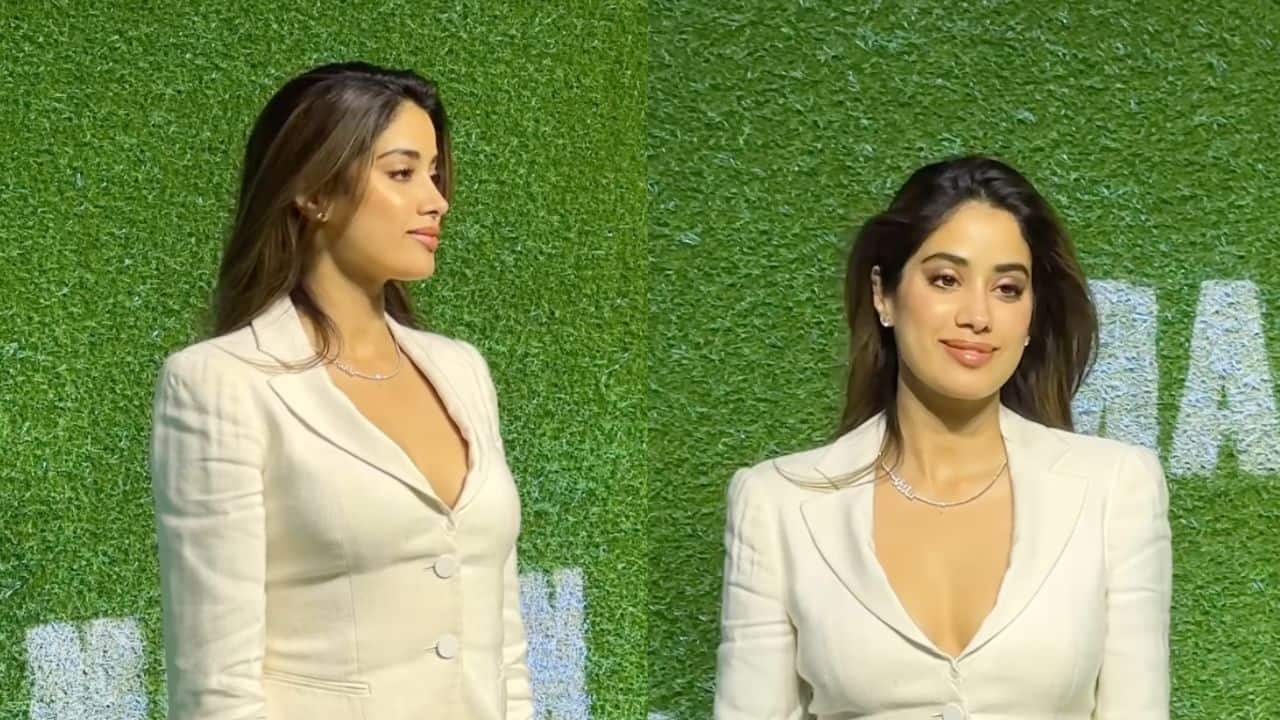 Janhvi Kapoor ने पहना शिखर पहाड़िया के नाम का नेकलेस, Maidaan की स्क्रीनिंग के दौरान डेटिंग पर मिली कंफर्मेशन Janhvi Kapoor ने पहना शिखर पहाड़िया के नाम का नेकलेस, Maidaan की स्क्रीनिंग के दौरान डेटिंग पर मिली कंफर्मेशन