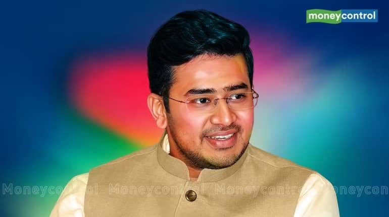 Loksabha Election 2024: पांच साल में 30 गुना बढ़कर ₹4 करोड़ हुई BJP सांसद तेजस्वी सूर्या की संपत्ति Loksabha Election 2024: पांच साल में 30 गुना बढ़कर ₹4 करोड़ हुई BJP सांसद तेजस्वी सूर्या की संपत्ति