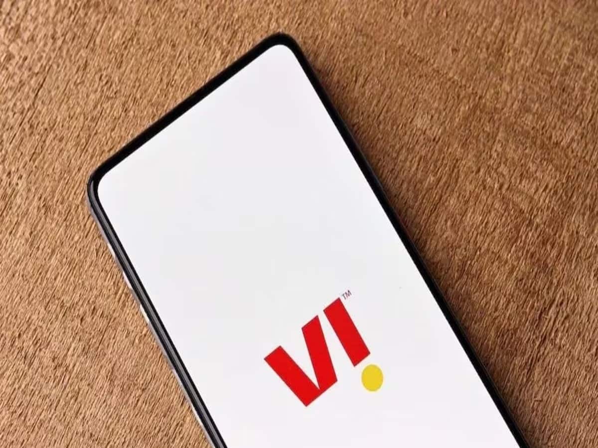 Vodafone Idea का शेयर गिरकर आ सकता है 5 रुपए पर! लेकिन कंपनी ने FPO का प्राइस बैंड रखा ₹10-11, अब निवेशक बेचें या खरीदें