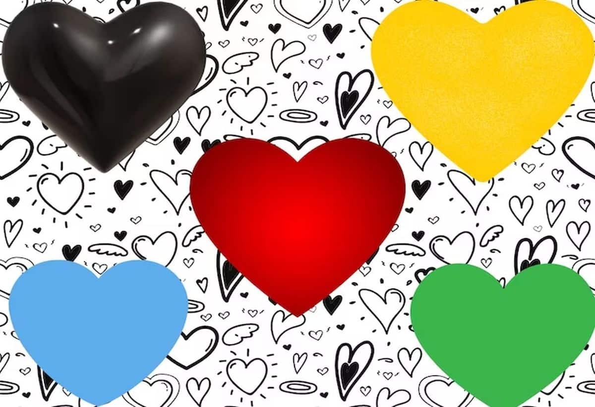 WhatsApp Heart Emoji: कब भेजा जाता है लाल-नीला-काला दिल? जान लो नहीं तो हो जाएगी बेइज्जती!