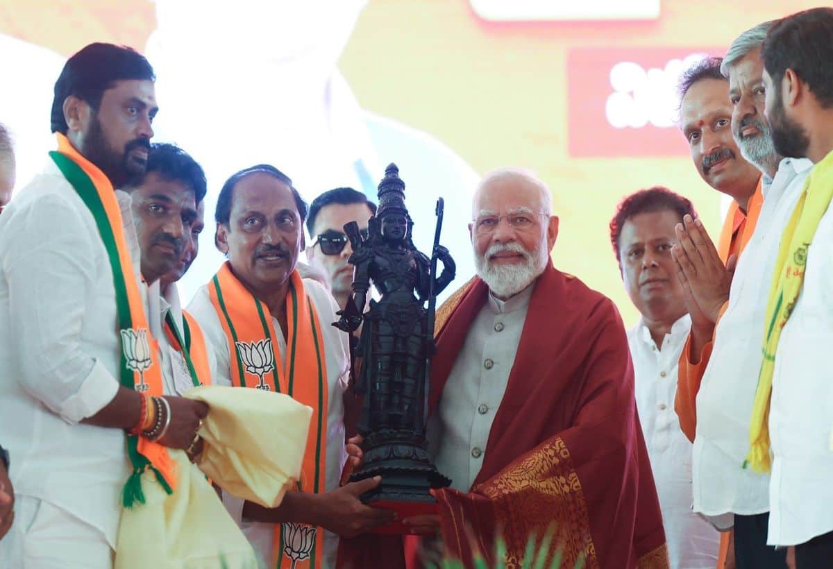 '400 पार' के लिए महाराष्ट्र और बिहार पर BJP की नजर, PM मोदी ने NDA के सहयोगियों के लिए तेज किया चुनावी अभियान '400 पार' के लिए महाराष्ट्र और बिहार पर BJP की नजर, PM मोदी ने NDA के सहयोगियों के लिए तेज किया चुनावी अभियान