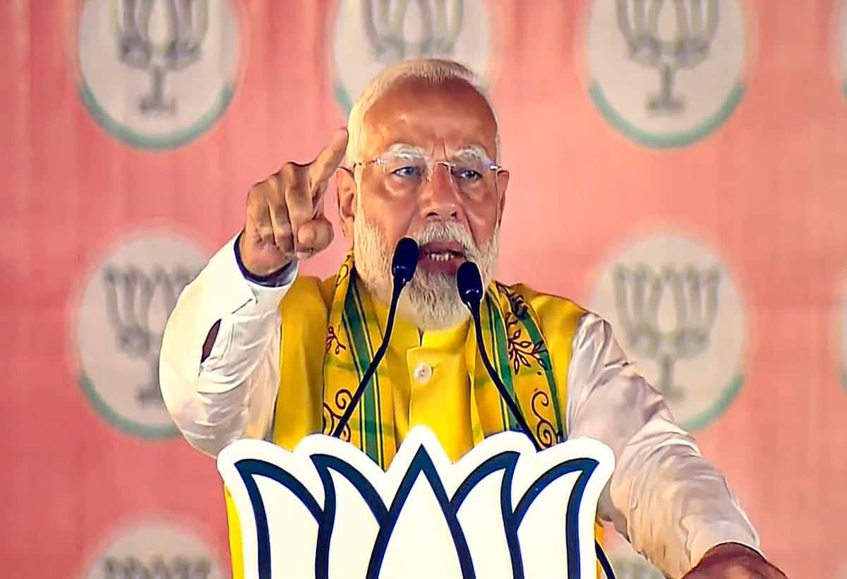 'बाबा साहेब ना होते तो नेहरू SC-ST को आरक्षण नहीं मिलने देते', PM मोदी का कांग्रेस पर हमला