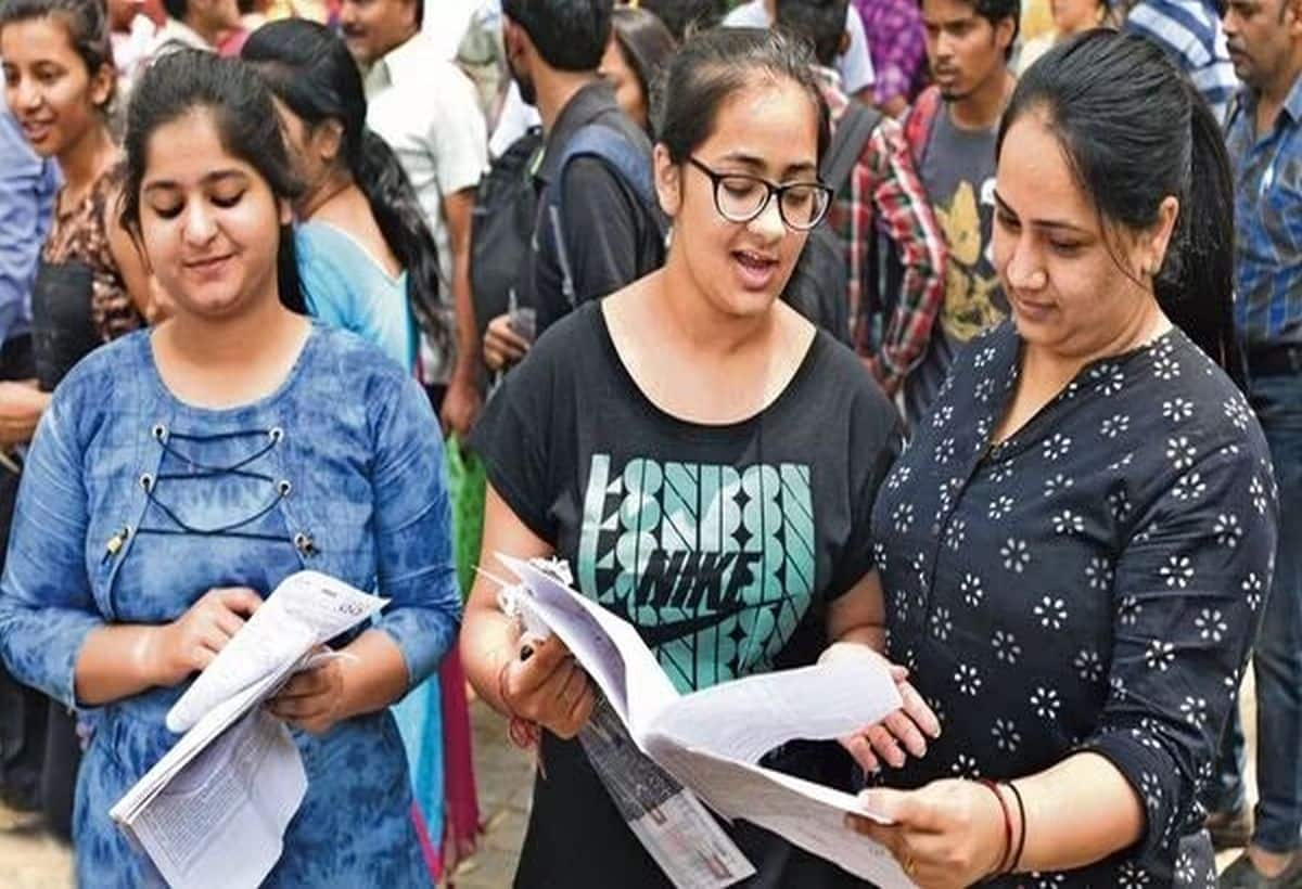 NEET Admit Card 2024: नीट यूजी एडमिट कार्ड जारी, इस लिंक से करें डाउनलोड, ऐसे कपड़े ही पहनना होगा