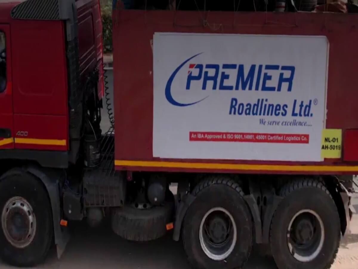 Premier Roadlines IPO Listing: ट्रांसपोर्ट कंपनी ने क्रेडिट किया तगड़ा प्रॉफिट, 29% प्रीमियम पर लिस्टिंग के बाद अपर सर्किट Premier Roadlines IPO Listing: ट्रांसपोर्ट कंपनी ने क्रेडिट किया तगड़ा प्रॉफिट, 29% प्रीमियम पर लिस्टिंग के बाद अपर सर्किट