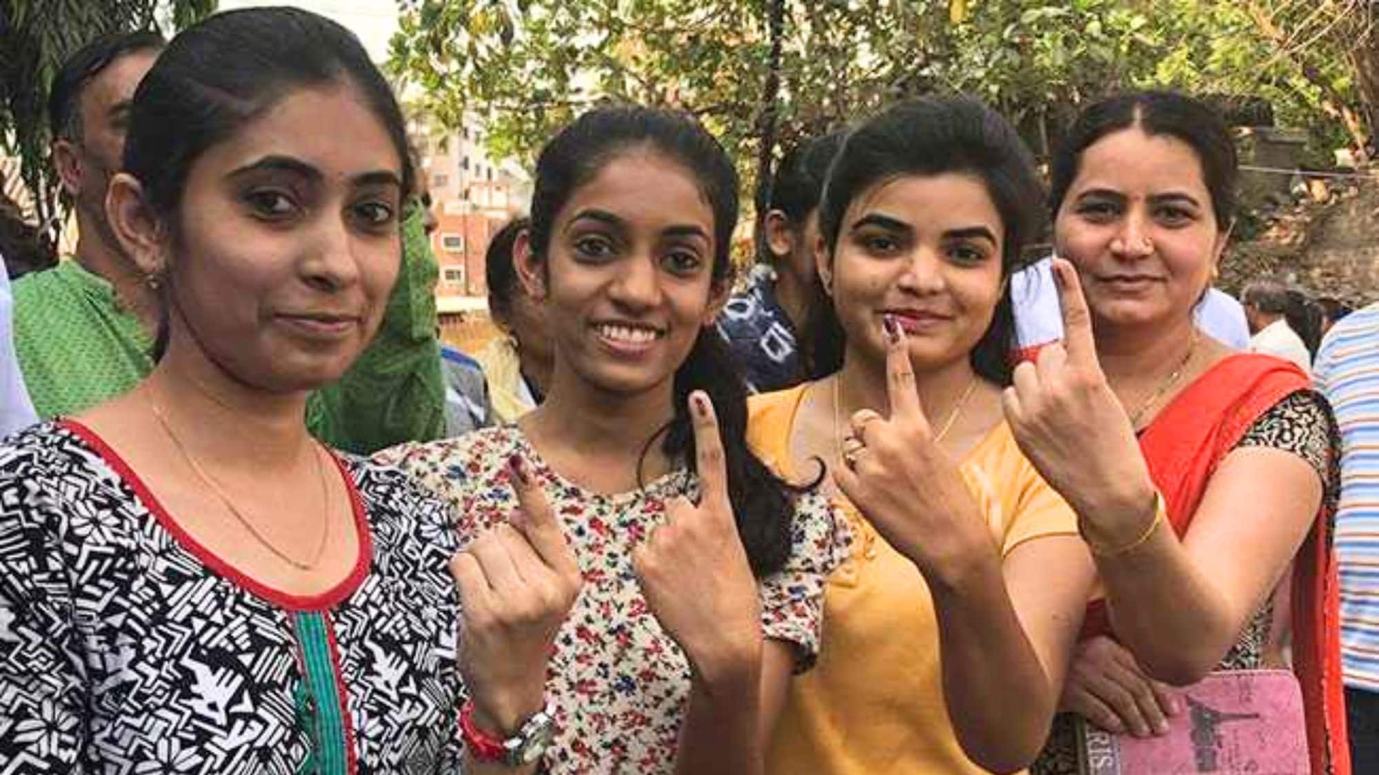 Lok Sabha Chunav 2024: महिला वोटर्स ने मारी बाजी, बिहार, UP में नारीशक्ति ने दिखाया दम