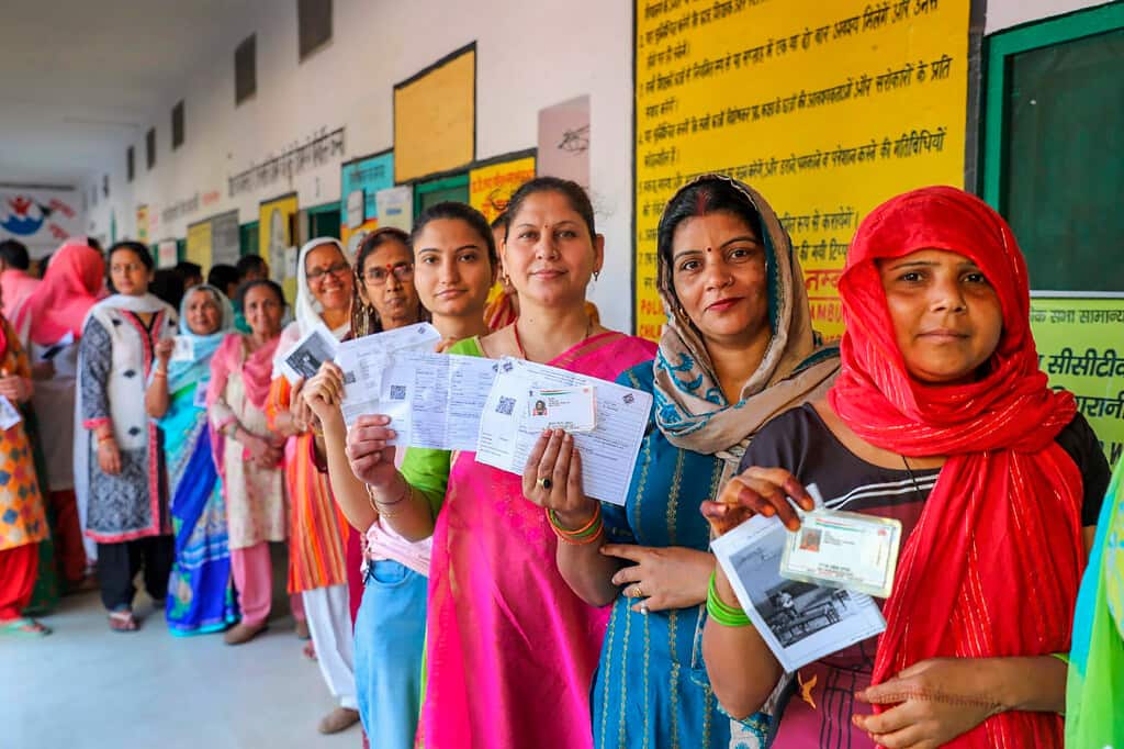 UP Lok Sabha Chunav: अमीर खुसरो का शहर क्या समाजवादी पार्टी को फिर मौका देगा!