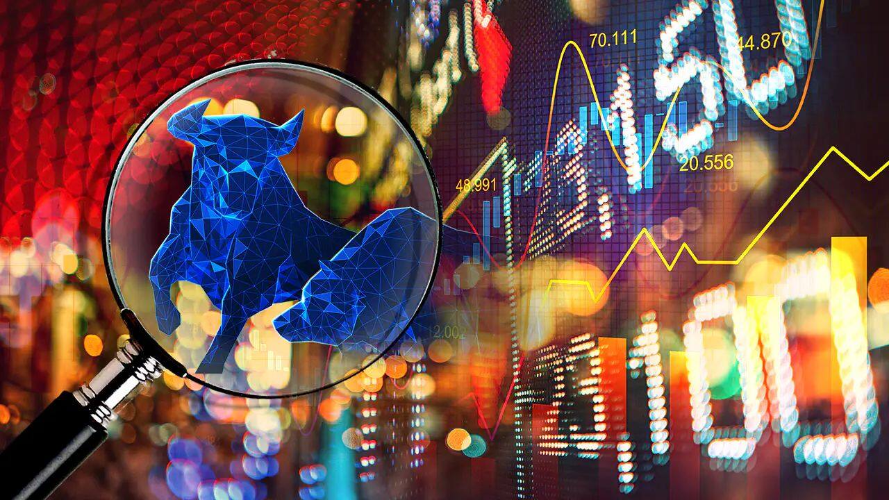 Hot Stocks: शॉर्ट-टर्म में ये 3 शेयर करेंगे मालामाल, कुछ हफ्तों में दे सकते हैं 16% तक रिटर्न