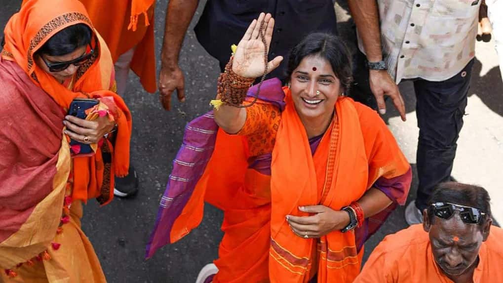 Lok Sabha Elections 2024: हैदराबाद लोकसभा सीट पर क्या माधवी लता औवैसी के किले में सेंध लगा पाएंगी?
