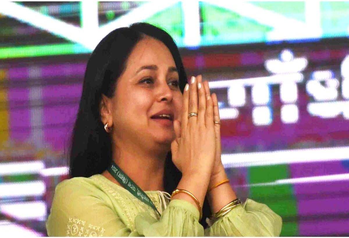 Bihar News: सारण हिंसा मामले में रोहिणी आचार्य के खिलाफ FIR दर्ज, लालू यादव की बेटी पर संगीन धाराओं में केस