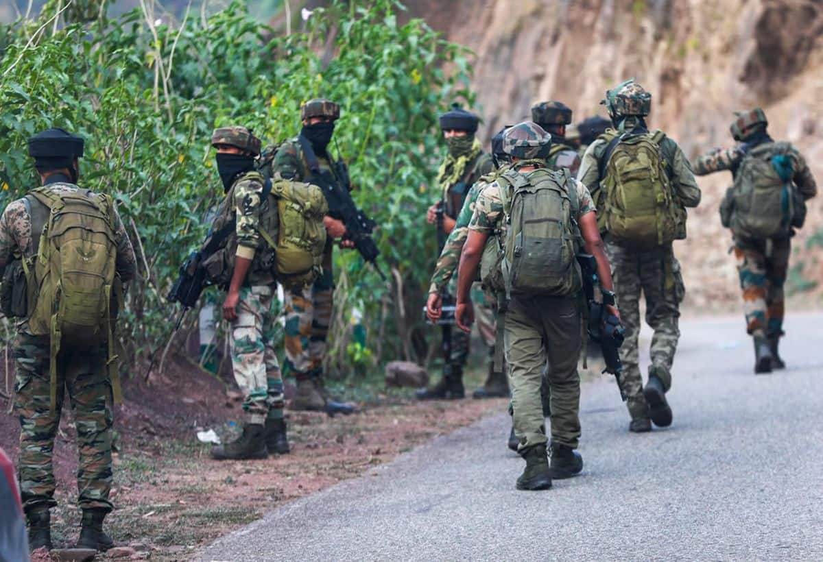 J&K: अनंतनाग में लापता आर्मी जवान का मिला शव, आतंकियों ने किया था अपहरण