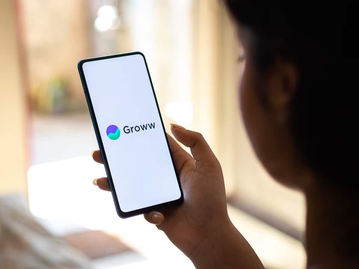 Zerodha vs Grow: ग्रो एक बार फिर टॉप पर, 1 करोड़ से अधिक एक्टिव यूजर्स