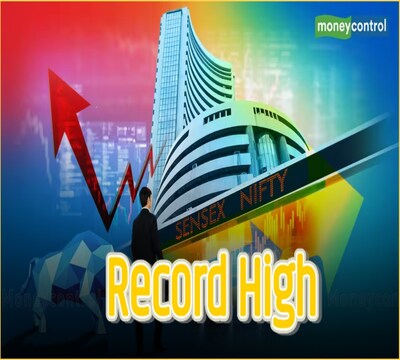 Closing Bell - बाजार में दिखी जोरदार तेजी, सेंसेक्स और निफ्टी नये शिखर पर बंद