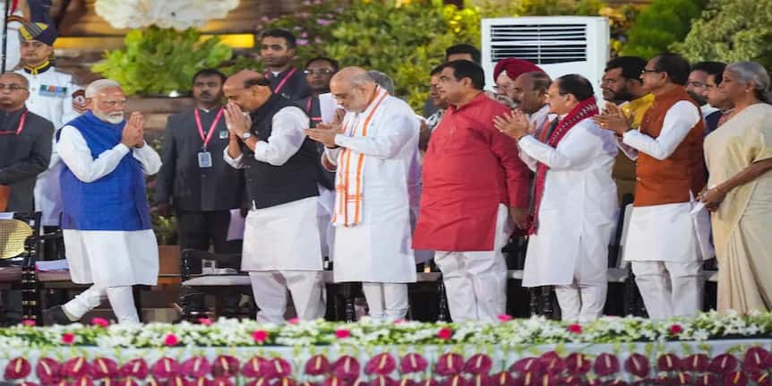 Modi cabinet 3.0: शाह-राजनाथ समेत कौन-कौन बना मंत्री, मोदी सरकार के मंत्रियों की पूरी लिस्ट यहां देखें