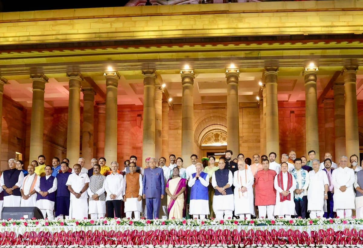 बाजरे की खिचड़ी से लेकर मटका कुल्फी तक... जेपी नड्डा ने NDA सांसदों को दी डिनर पार्टी, देखें पूरा मेनू