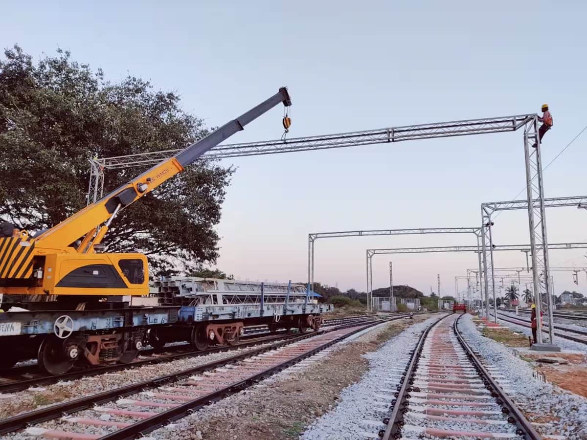 RVNL शेयर ने 5% की बढ़त के साथ छुआ 52 वीक का नया हाई, ₹191 करोड़ का नया ऑर्डर मिलने से बढ़ी खरीद
