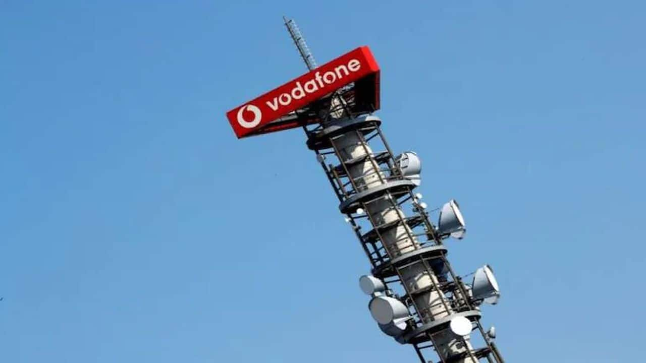 Vodafone Group ने क्यों बेची इंडस टावर्स में अपनी ₹15,300 करोड़ की हिस्सेदारी? अब वजह आई सामने