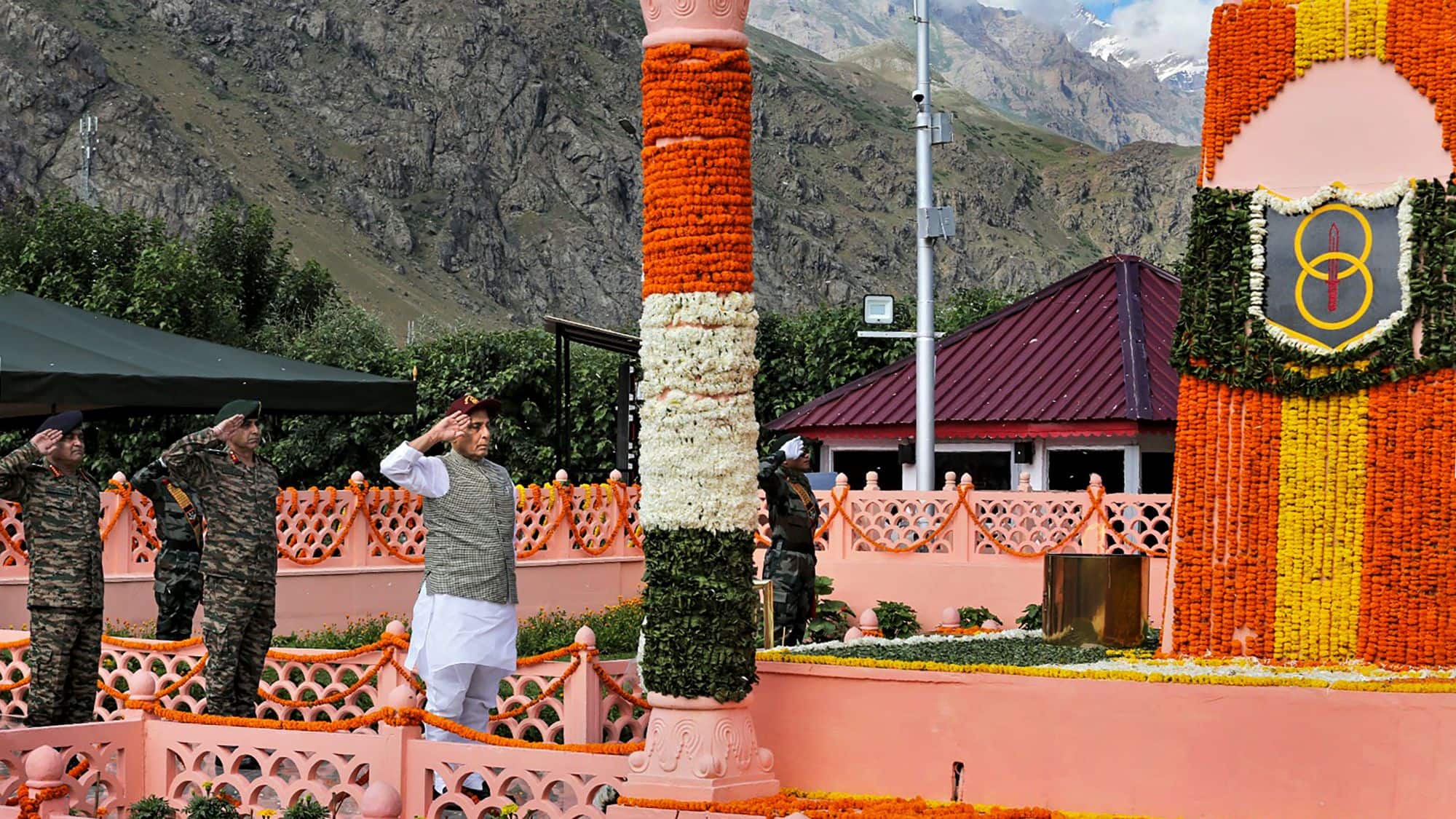 Kargil Vijay Diwas 2024: कब और क्यों मनाया जाता है कारगिल विजय दिवस? शहादत और बहादुरी का एक प्रतीक ये है उत्सव