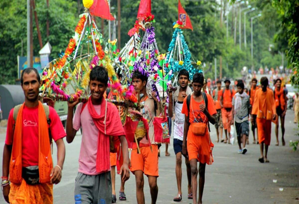 Kanwar Yatra 2024: इस साल कांवड़ यात्रा कब होगी शुरू? इस दिन होगा शिवलिंग पर जलाभिषेक Kanwar Yatra 2024: इस साल कांवड़ यात्रा कब होगी शुरू? इस दिन होगा शिवलिंग पर जलाभिषेक