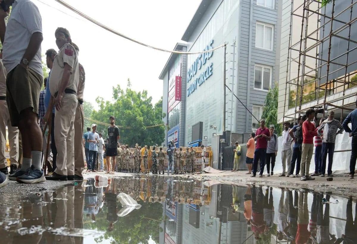 Old Rajendra Nagar Incident: कोचिंग सेंटर का मालिक और कॉर्डिनेटर गिरफ्तार, स्टोरेज के लिए मिली थी एनओसी, बेसमेंट की सभी लाइब्रेरी बंद