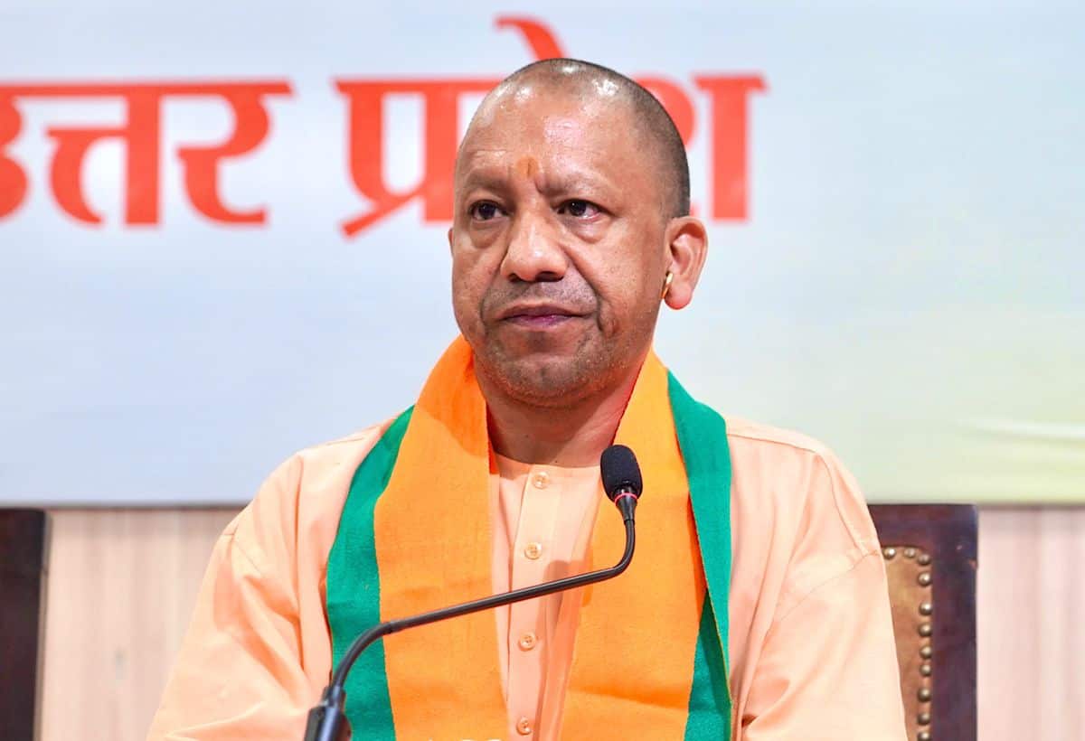यूपी में BJP का मिशन 2027: योगी मंत्रिमंडल में होगा बड़ा फेरबदल, नए चेहरों से बदलेंगे चुनावी खेल